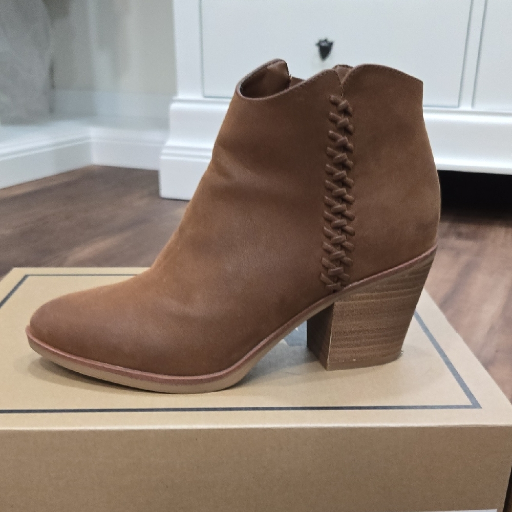 MIA Brown Ankle Booties